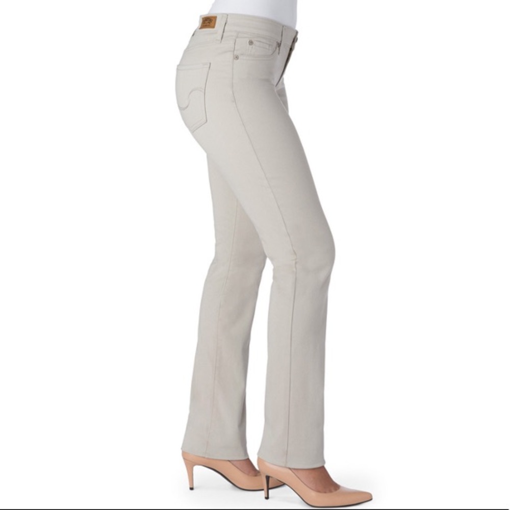 NWOT Levi’s Bootcut Stretch Jeans - Beige - Picture 2 of 8